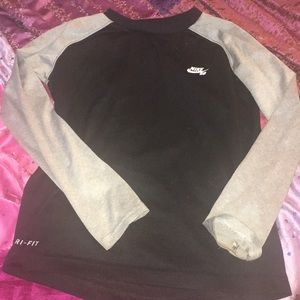 Nike long sleeve shirt